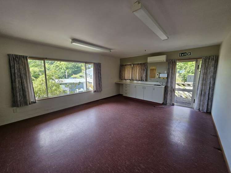 20 Threadneedle Street Greymouth_10