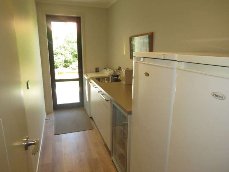 25 Nichol Street Lake Hawea_10