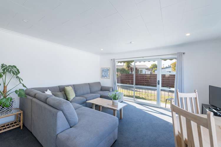 2/30 Titoki Street Stoke_11