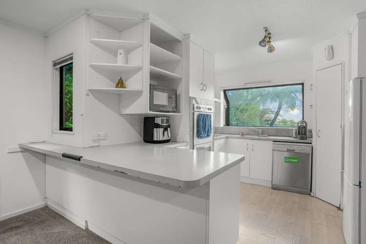 14 Westhaven Drive Tawa_12