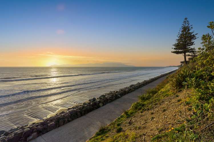 3a The Esplanade Raumati South_22