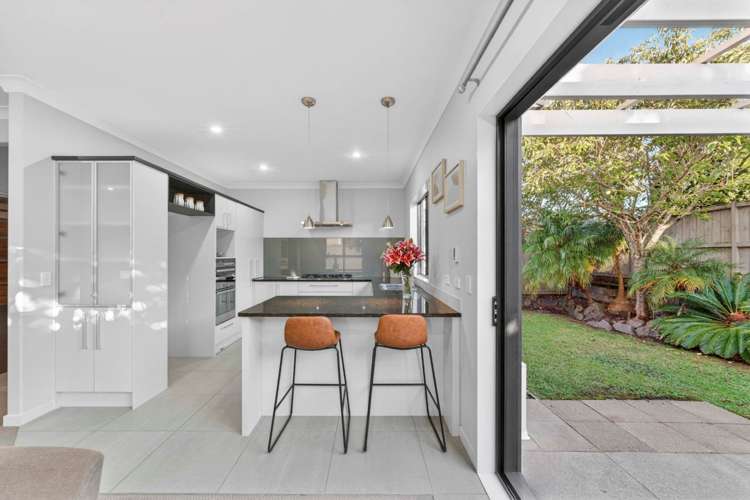 110 Tihi Street Stonefields_11