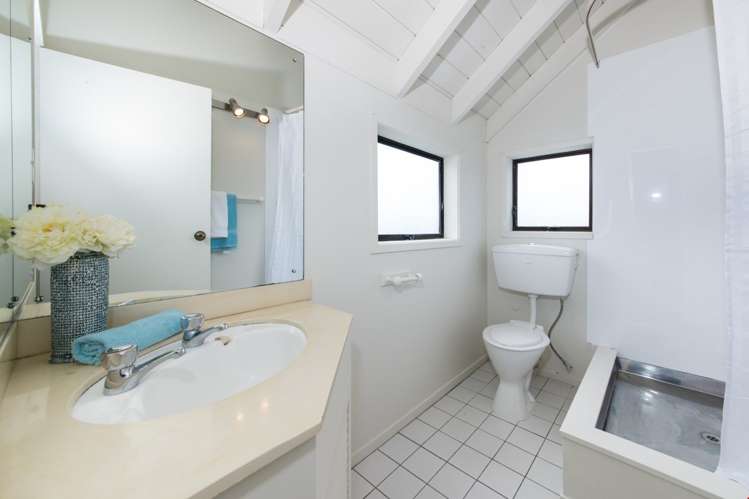 1/33a Verran Road Birkenhead_16