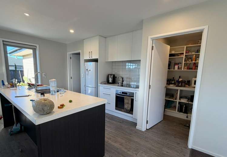 79 Sunline Avenue Lincoln_5