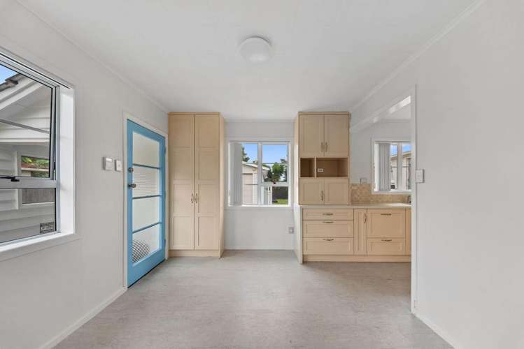 39 Walters Road Takanini_10