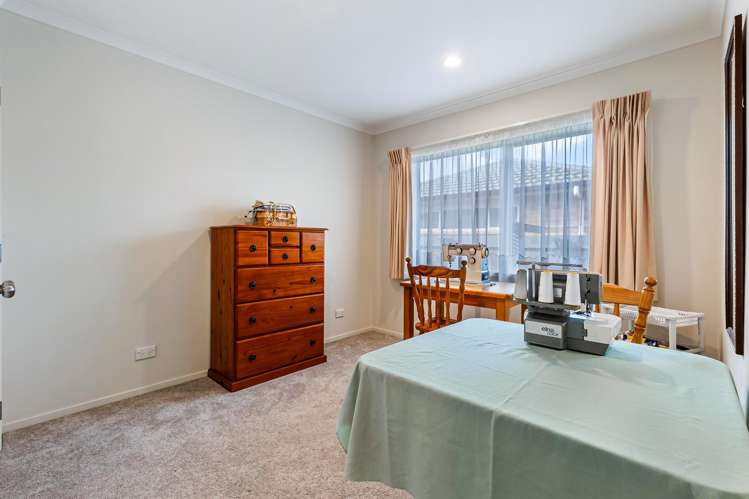 15 Alice Avenue Orewa_18