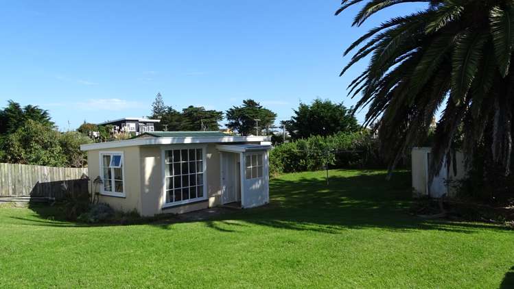 79 Kahukura Avenue Waitarere Beach_5