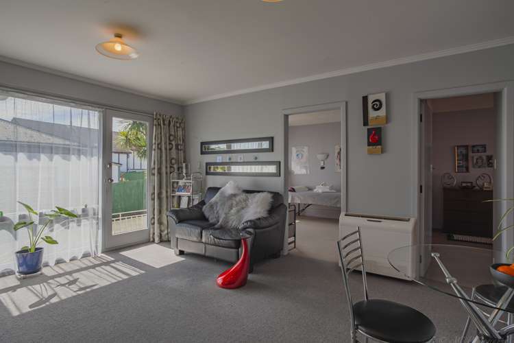 2/159 Evans Street Waimataitai_2