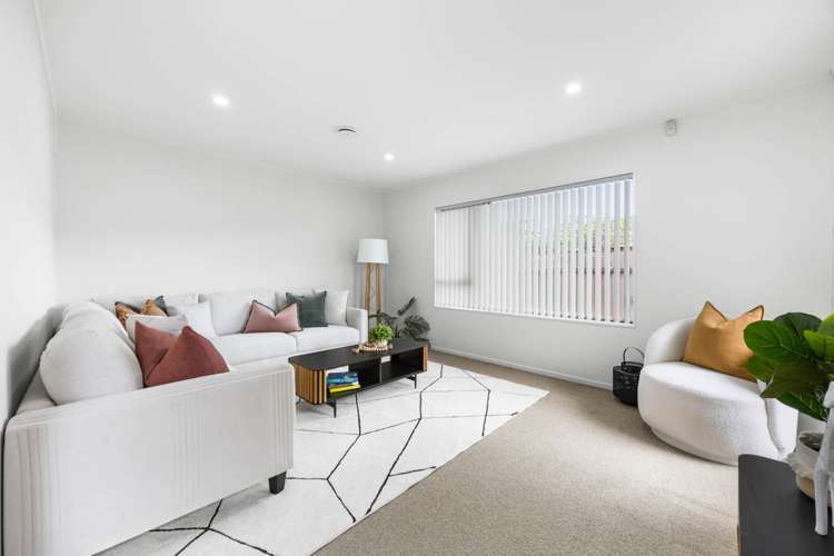 2/126 Carruth Road_2