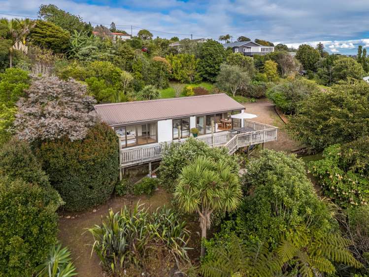 37b Ocean Road Surfdale_19