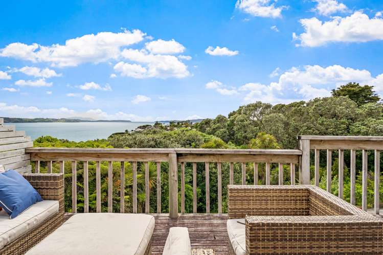 25 Rangimaarie Crescent Snells Beach_5