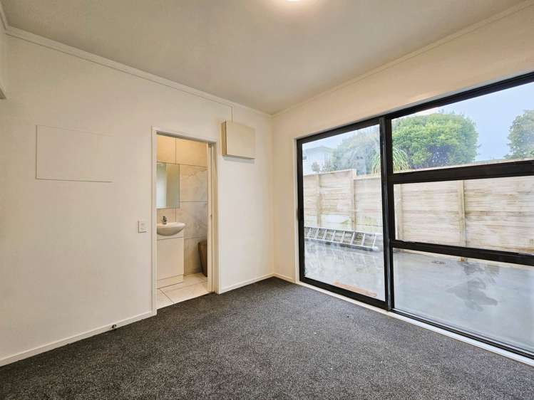 3/19 Westwell Road Belmont_24
