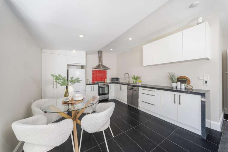 95 Edward Avenue Edgeware_6