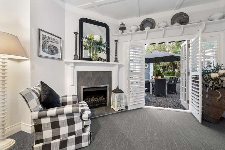 10 Queens Parade Devonport_10