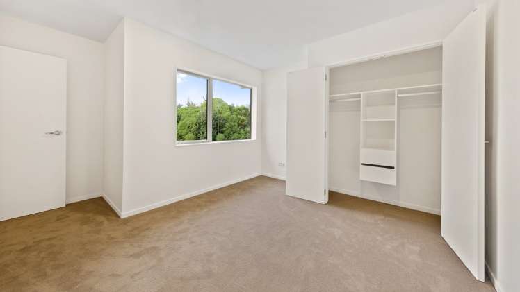 6 Pescara Point Karaka_21