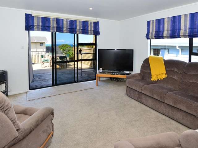 64 Waiora Road Stanmore Bay_2