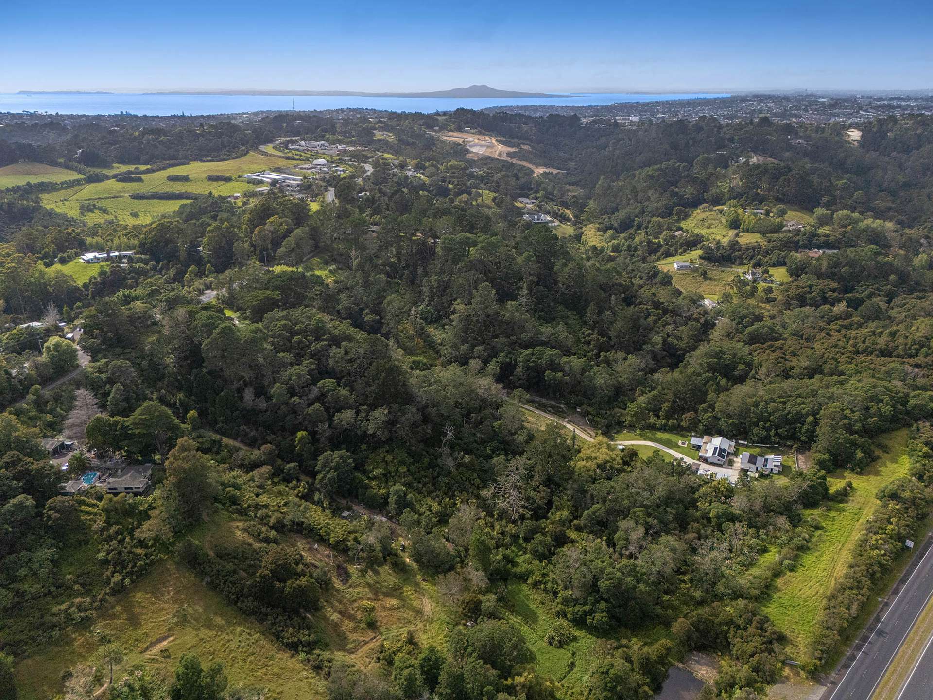 1232 East Coast Road Redvale_0