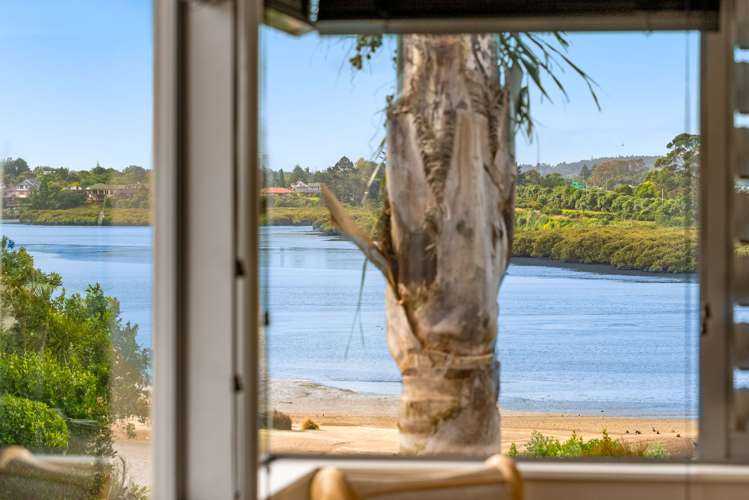 16 Pescara Point Karaka_24