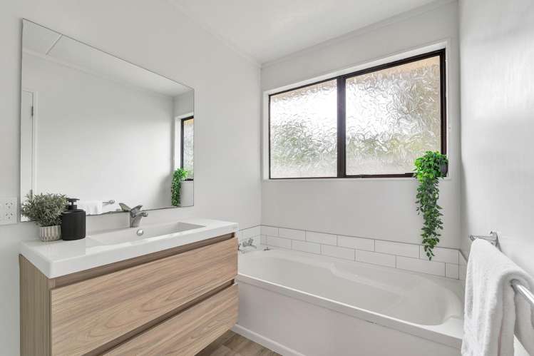 33 Riversdale Drive Merrilands_8