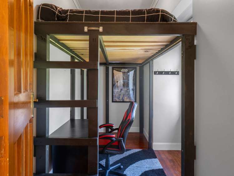 5 Parkes Avenue Saint Johns Hill_21