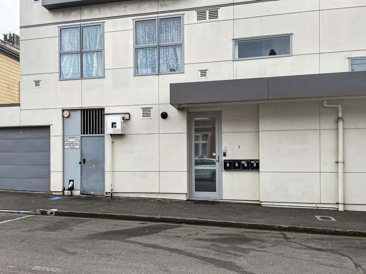 1/2 Palmer Street 2185_4