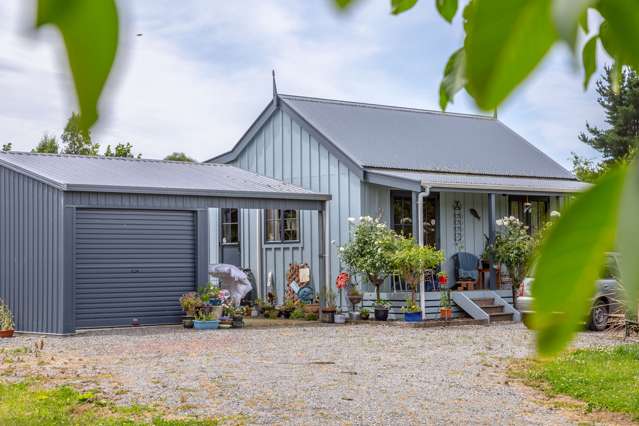 587 Gladstone Road Gladstone_2