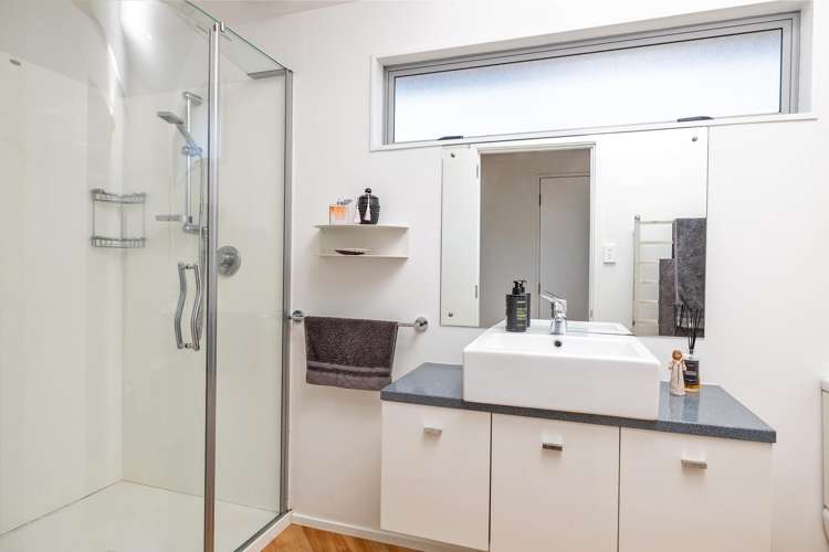 8 Tamarisk Drive Riversdale Beach_9