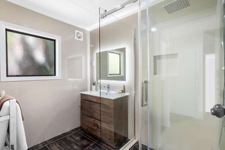 34A Ellerton Road Mount Eden_10