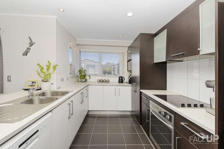 2/143a Wiseley Road West Harbour_6