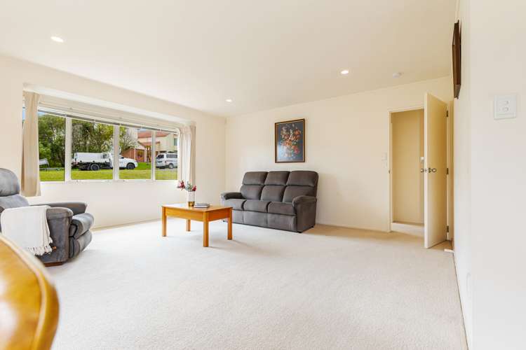 2/9 Mably Court Stanmore Bay_7