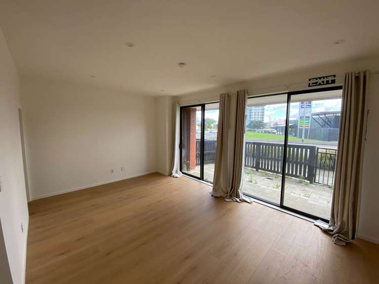 19 Waipuhinui Way Wiri_1