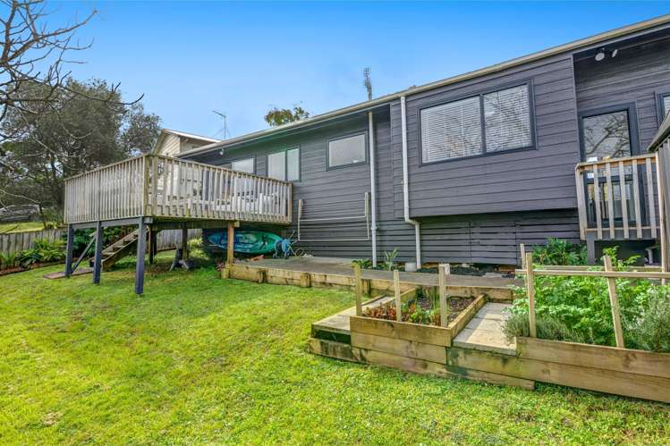 63B Albatross Road Red Beach_25
