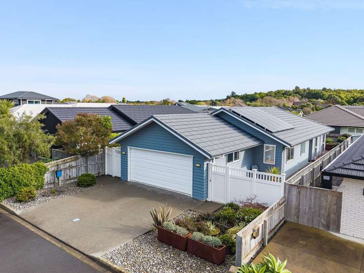 8 Paioke Street Waikanae_0