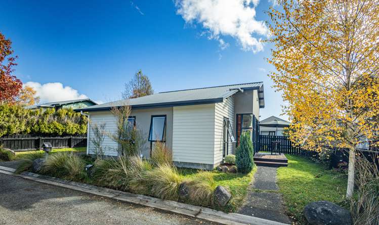 42B Foyle Street Ohakune_22