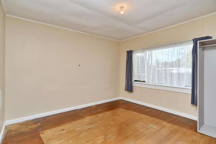 262 Breezes Road Aranui_15