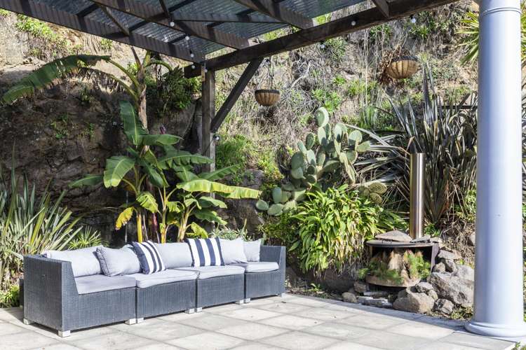 333 Port Hills Road Hillsborough_15