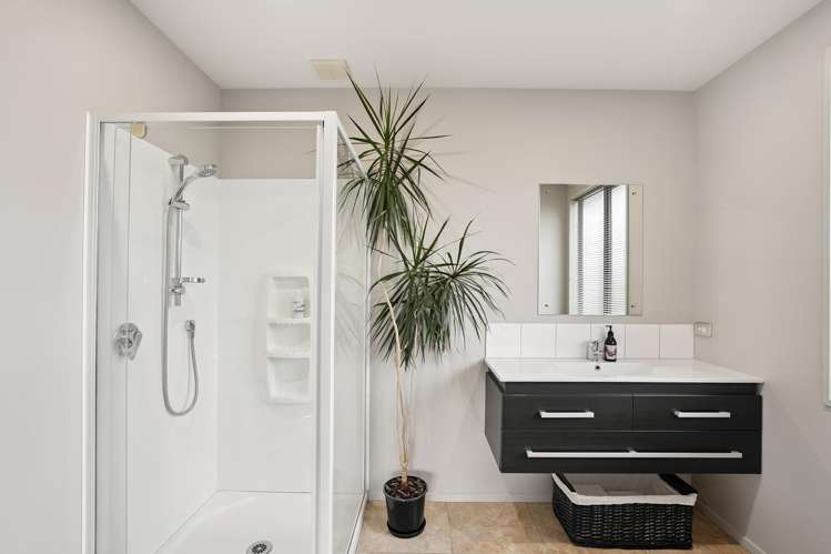 27 De Bettencor Place Cromwell_16