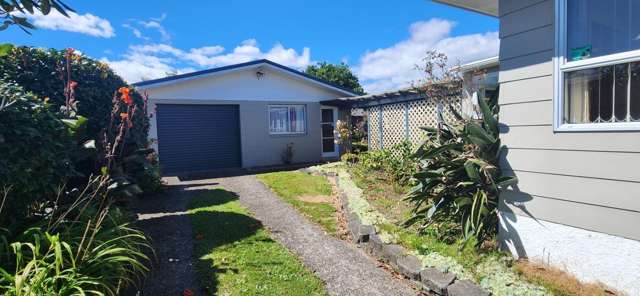 27 Browning Crescent Owhata_3