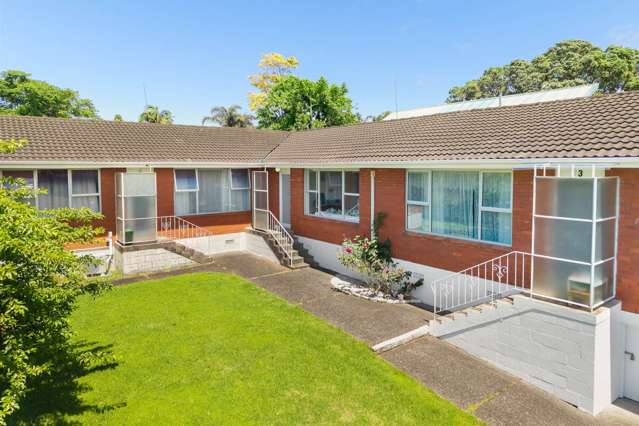 Single Level Brick & Tile - Incredible Value