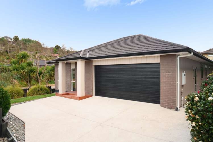 24/19 Glencarron Place_0
