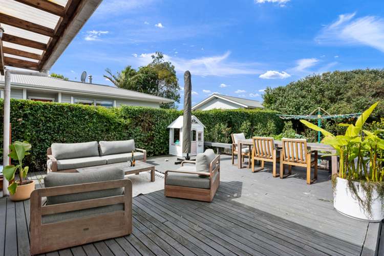 10 Edgerton Road Te Atatu Peninsula_17