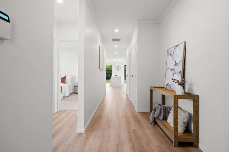 39 Overton Street Rototuna North_17