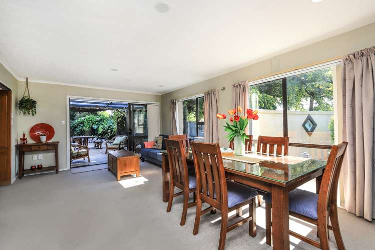 24 Symons Street Parkvale_12