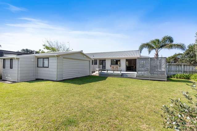 16 Holland Close Pauanui_1