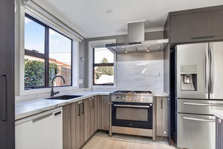 17 Fastnet Street_2