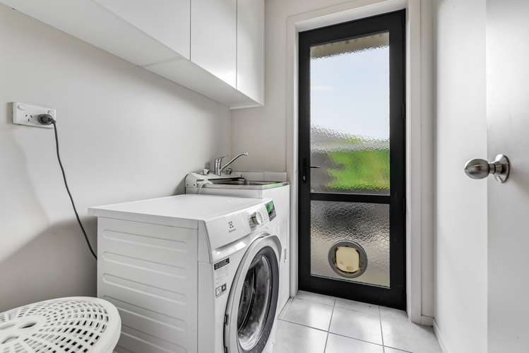 14 Bishopsworth Way Huntington_14