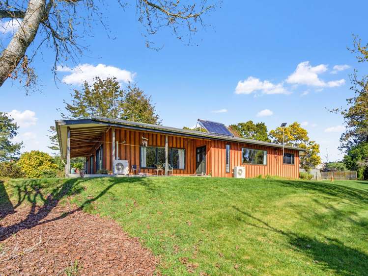 186 Sunset Valley Road Upper Moutere_13