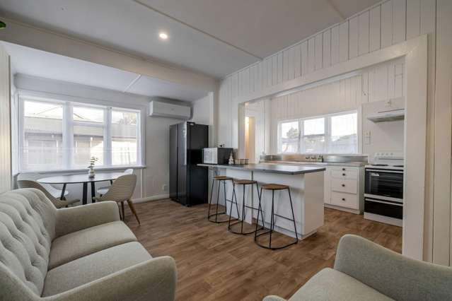  354 Botanical Road West End_2