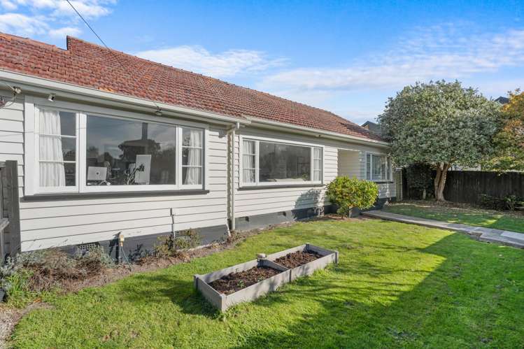 344 Hereford Street_0