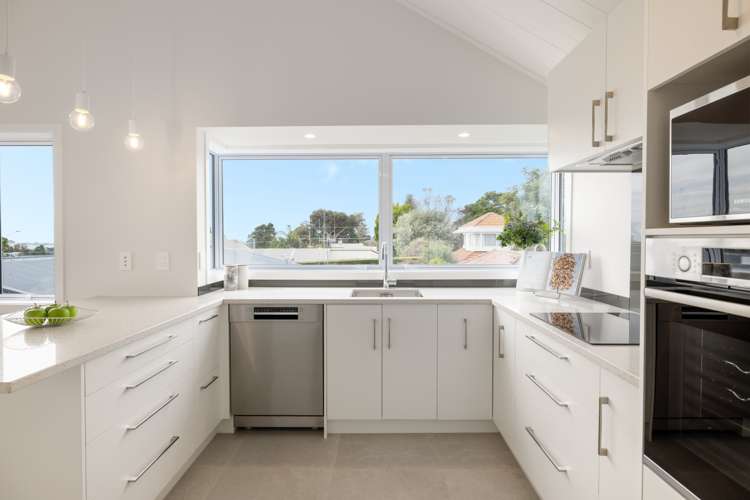 8a Dysart Road Otumoetai_6